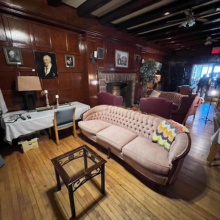 Red Rock Inn 외부 사진
